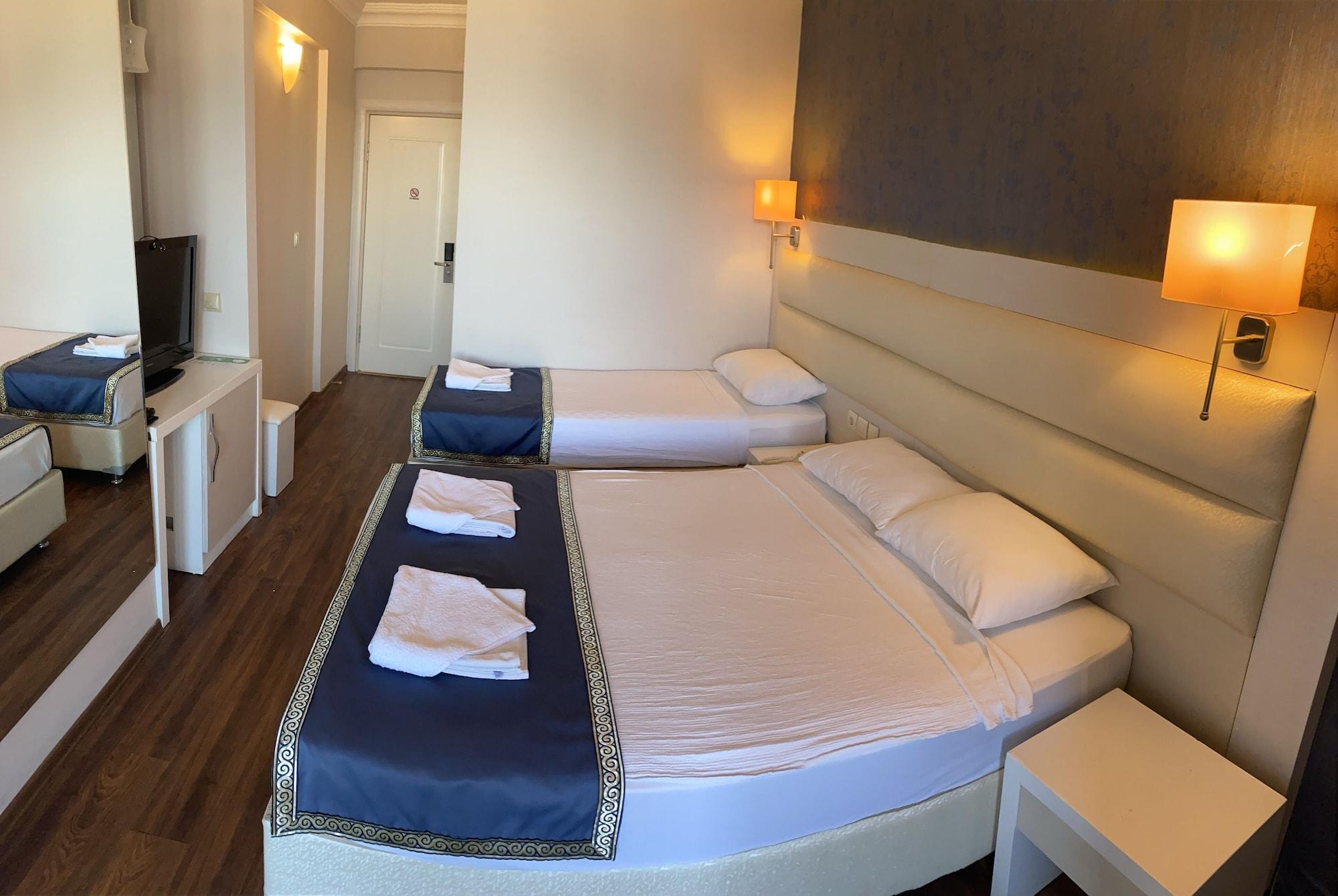 Gold Butik Hotel 말마리스 외부 사진