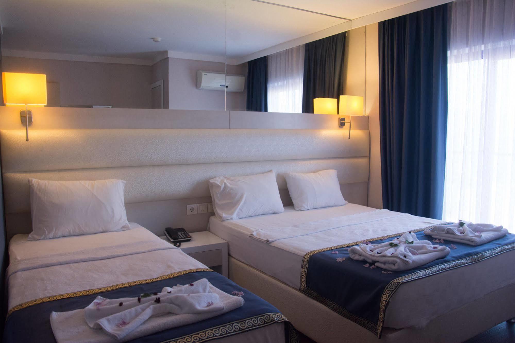 Gold Butik Hotel 말마리스 외부 사진
