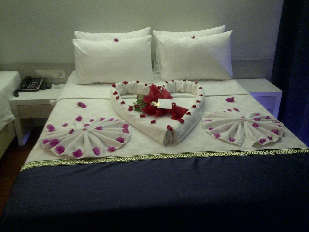Gold Butik Hotel 말마리스 외부 사진